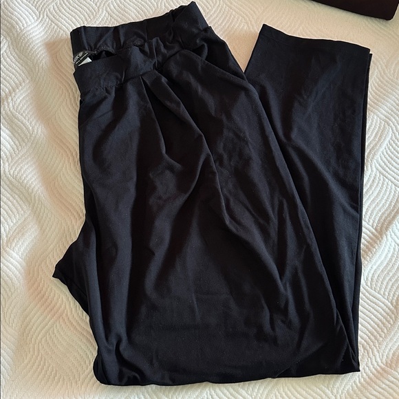 Miik Pants - Janus Black Pleated Straight Leg Women's Pants - Classic Comfort
